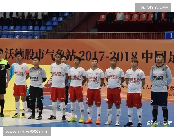 南京足球队与杭州足球队耐力对决赛后深度分析与总结 南京足球队与杭州足球队耐力对决赛后深度分析与总结