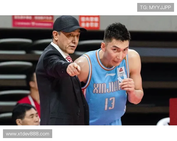 可兰白克的传奇人生与对中国文化的深远影响探讨