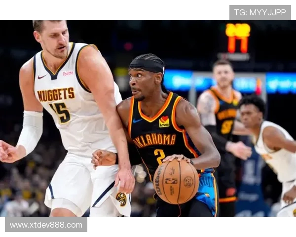 雷霆与爵士今日激战回顾球队表现与关键时刻分析