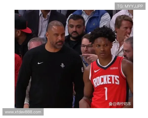 骑士与马刺精彩对决回放全场亮点分析与精彩瞬间回顾 骑士与马刺精彩对决回放全场亮点分析与精彩瞬间回顾