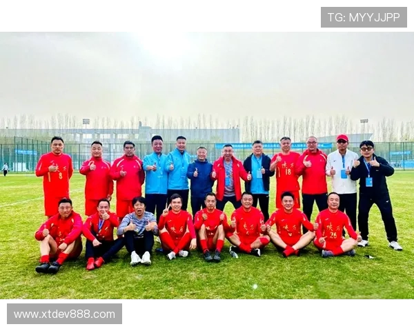 西安足球队逆袭之旅全景纪实：从低谷到辉煌的奋斗故事